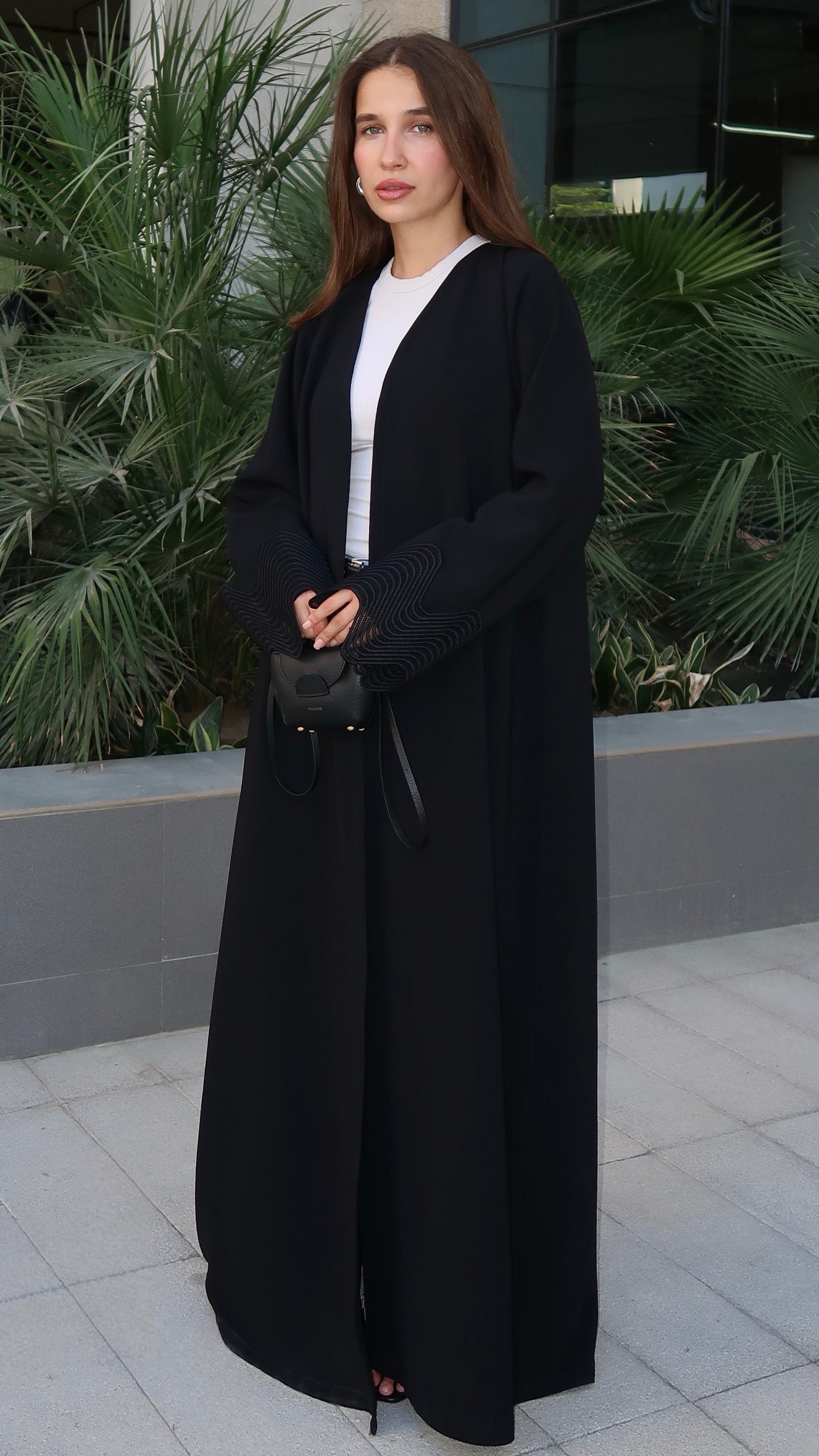 E64 Abaya