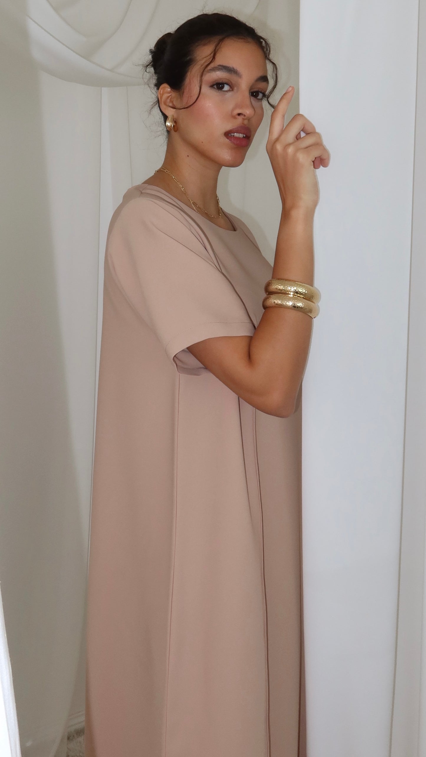 O61 - Beige underabaya