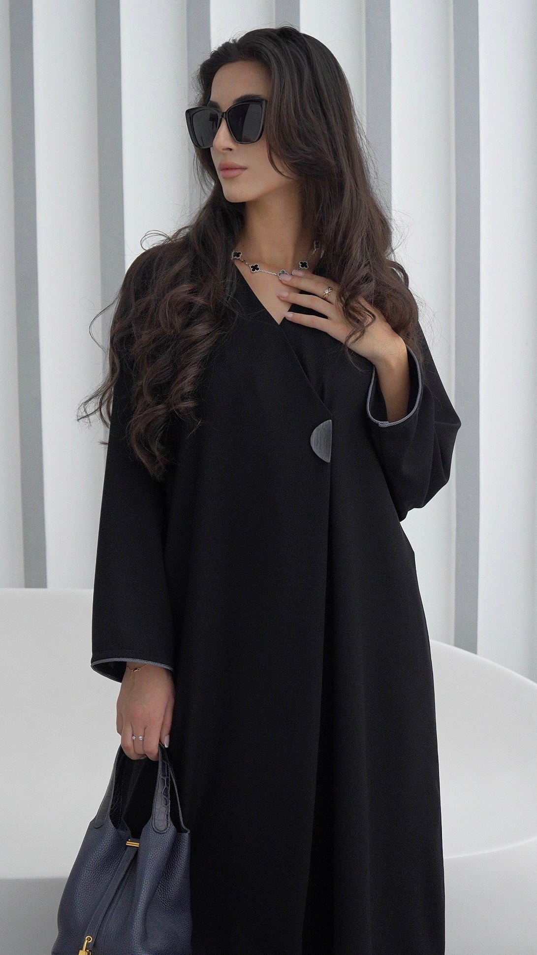E89- Black abaya with grey button