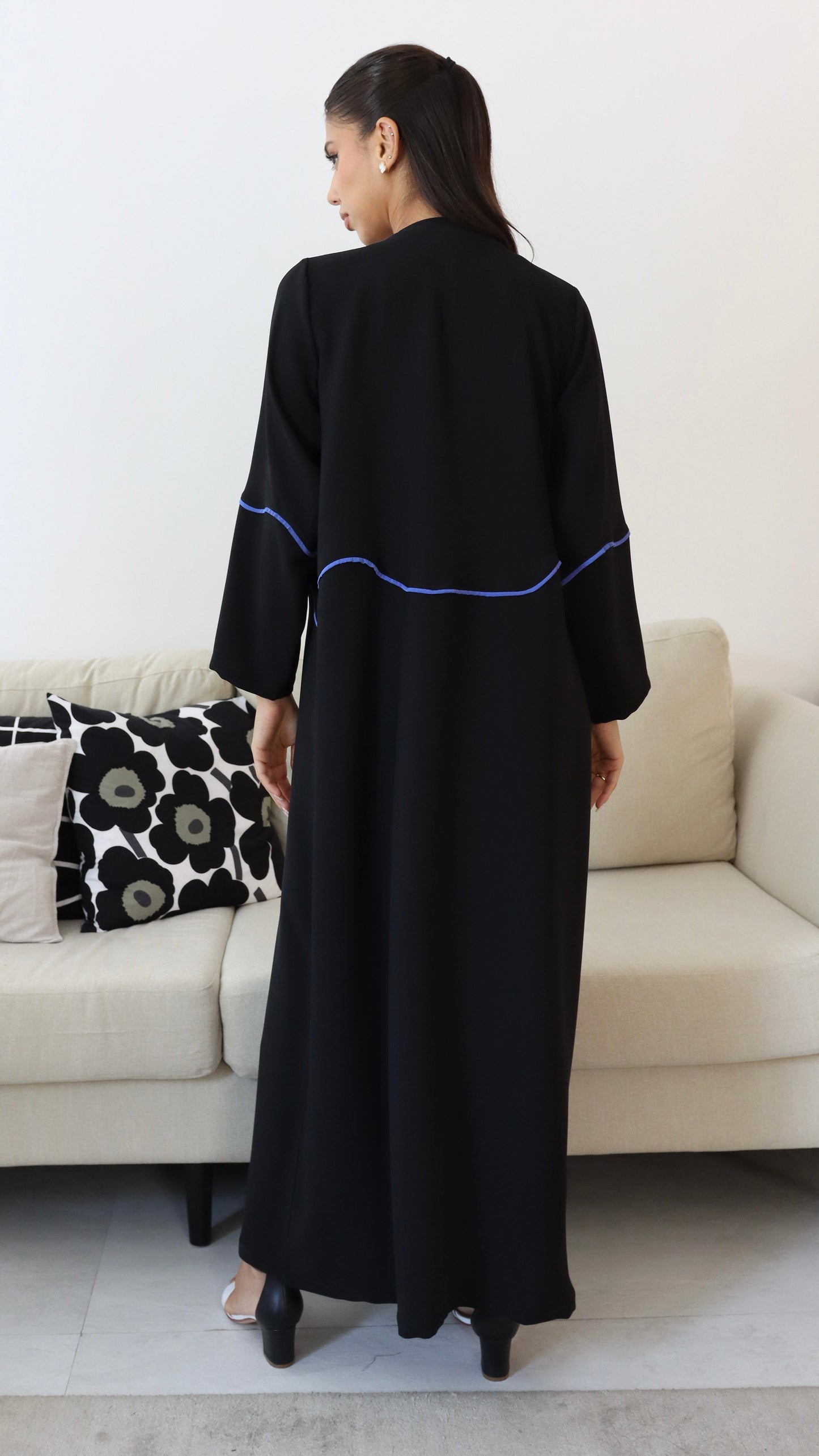 E10 Abaya