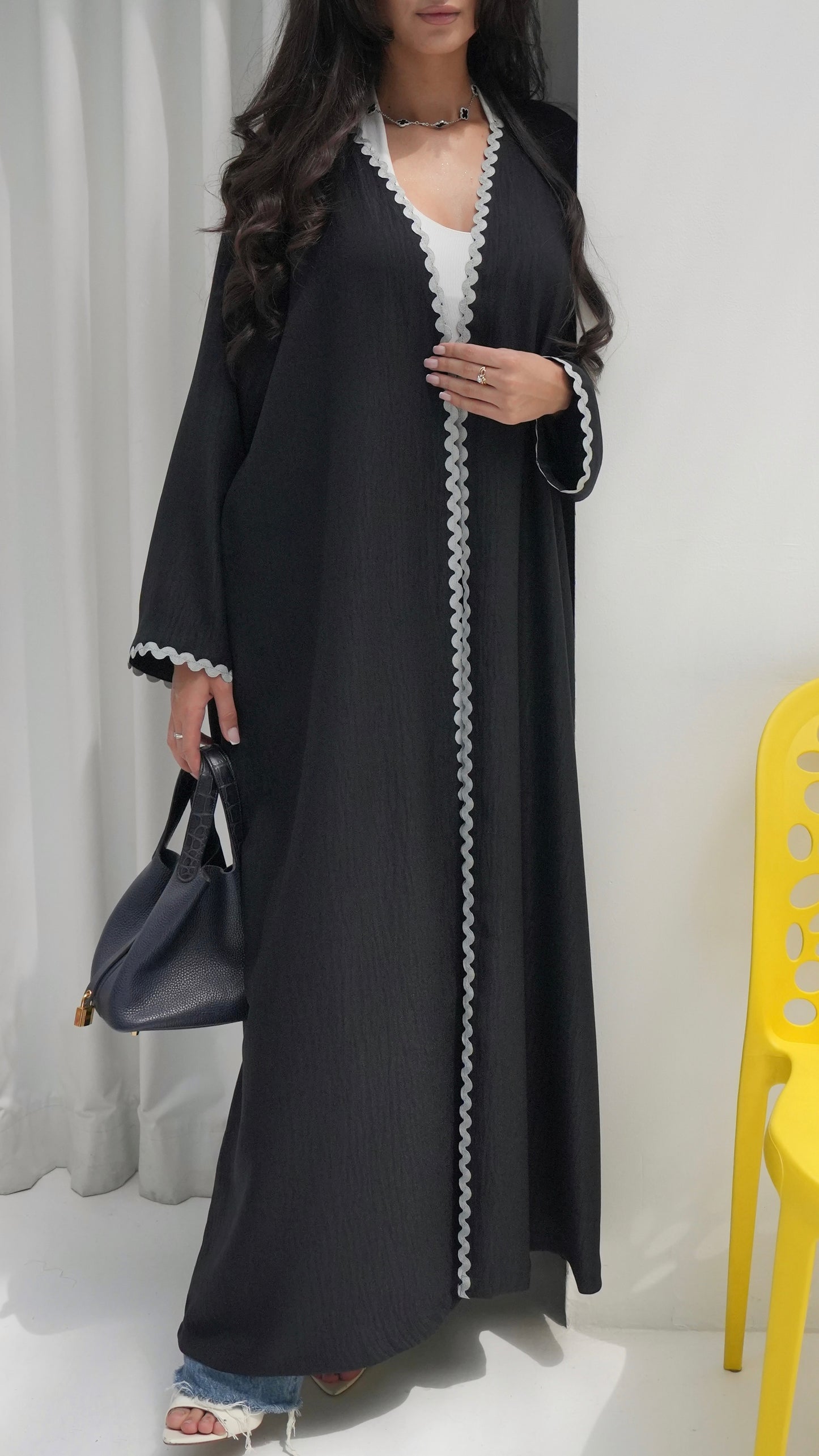 E92- Black abaya with lace waves piping