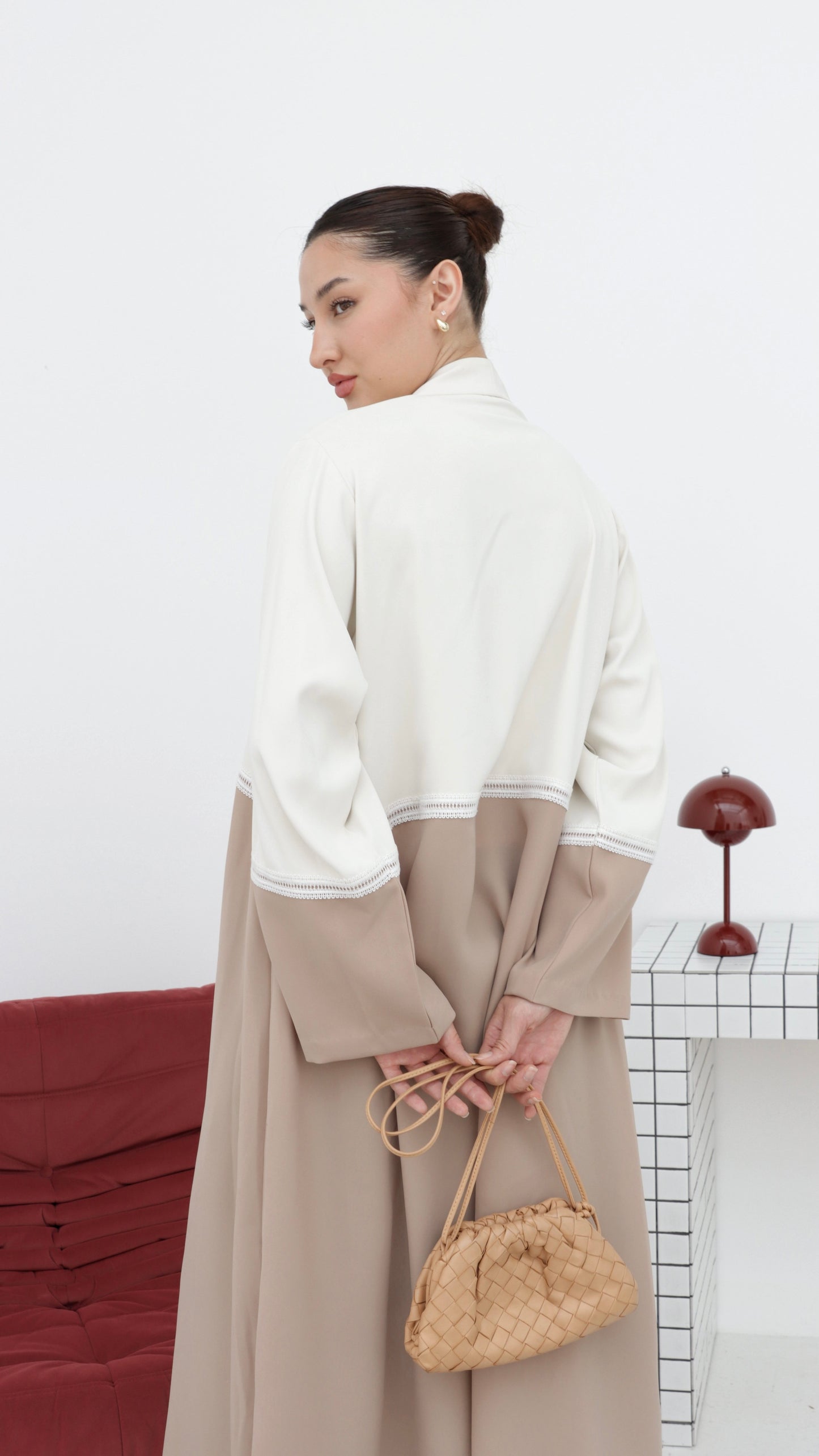 E68- Summery white and beige crepe abaya with lace ( A-line)