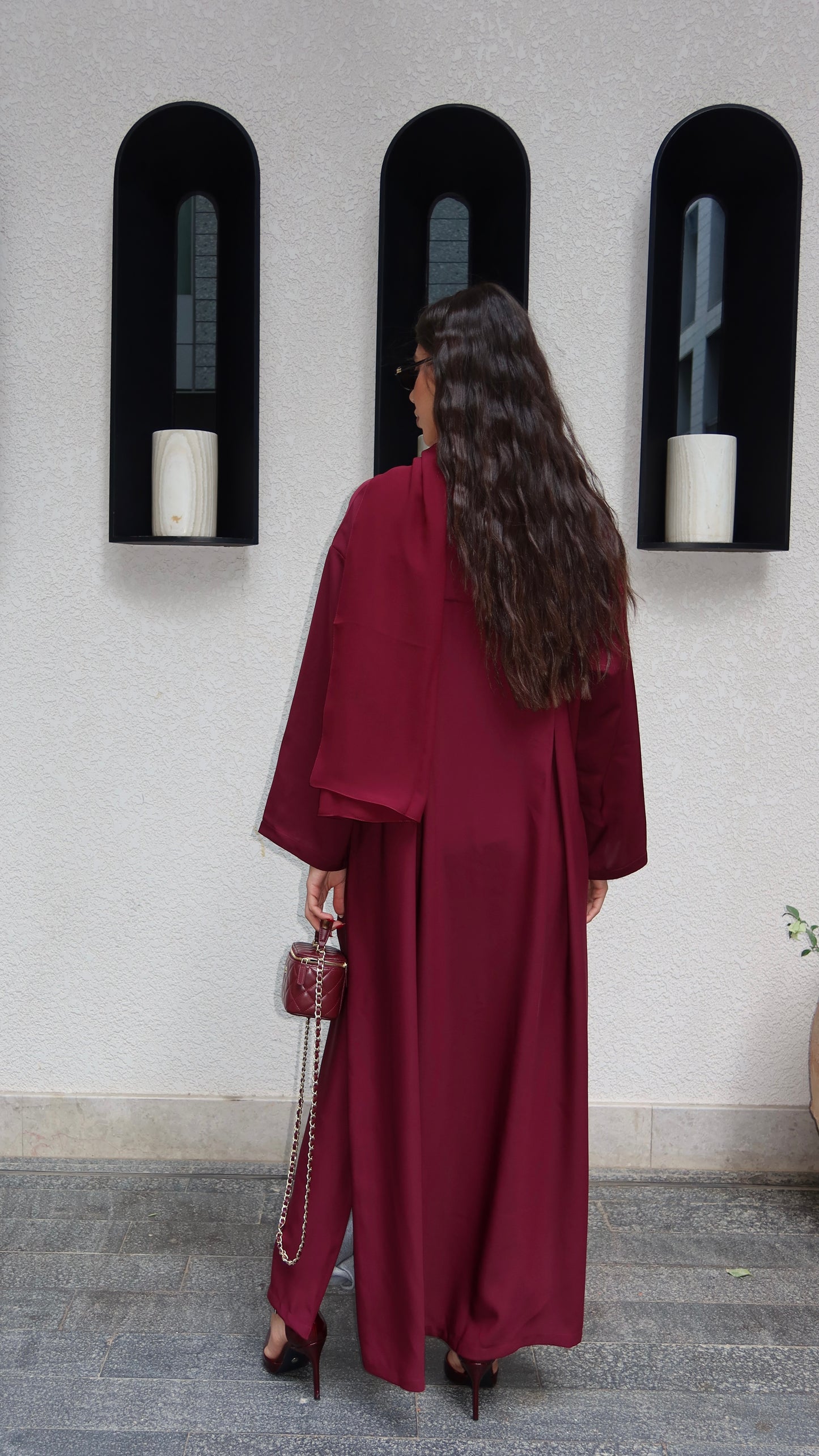 E48 Maroon nida casual abaya