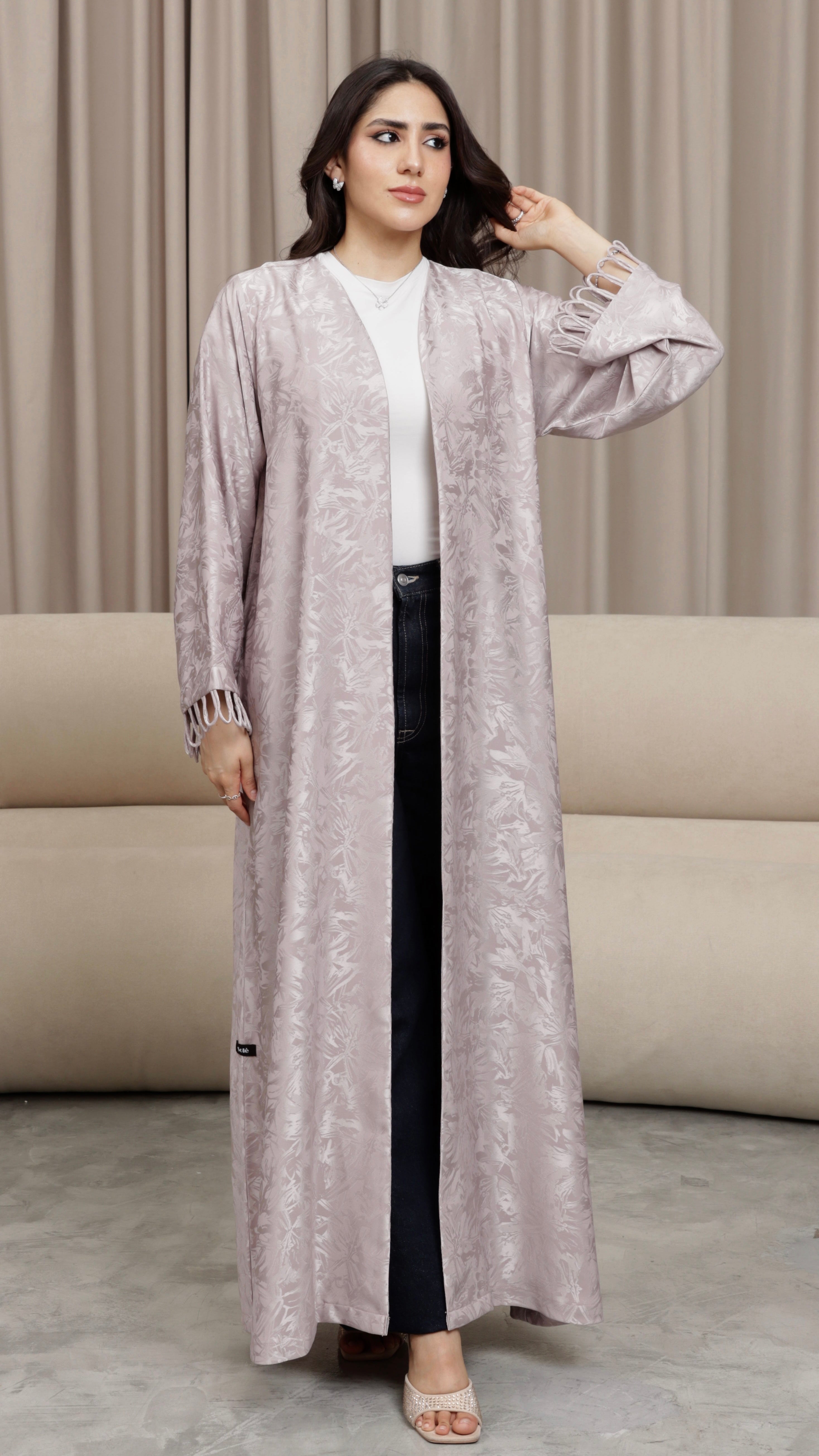 E119- Pearl knot abaya