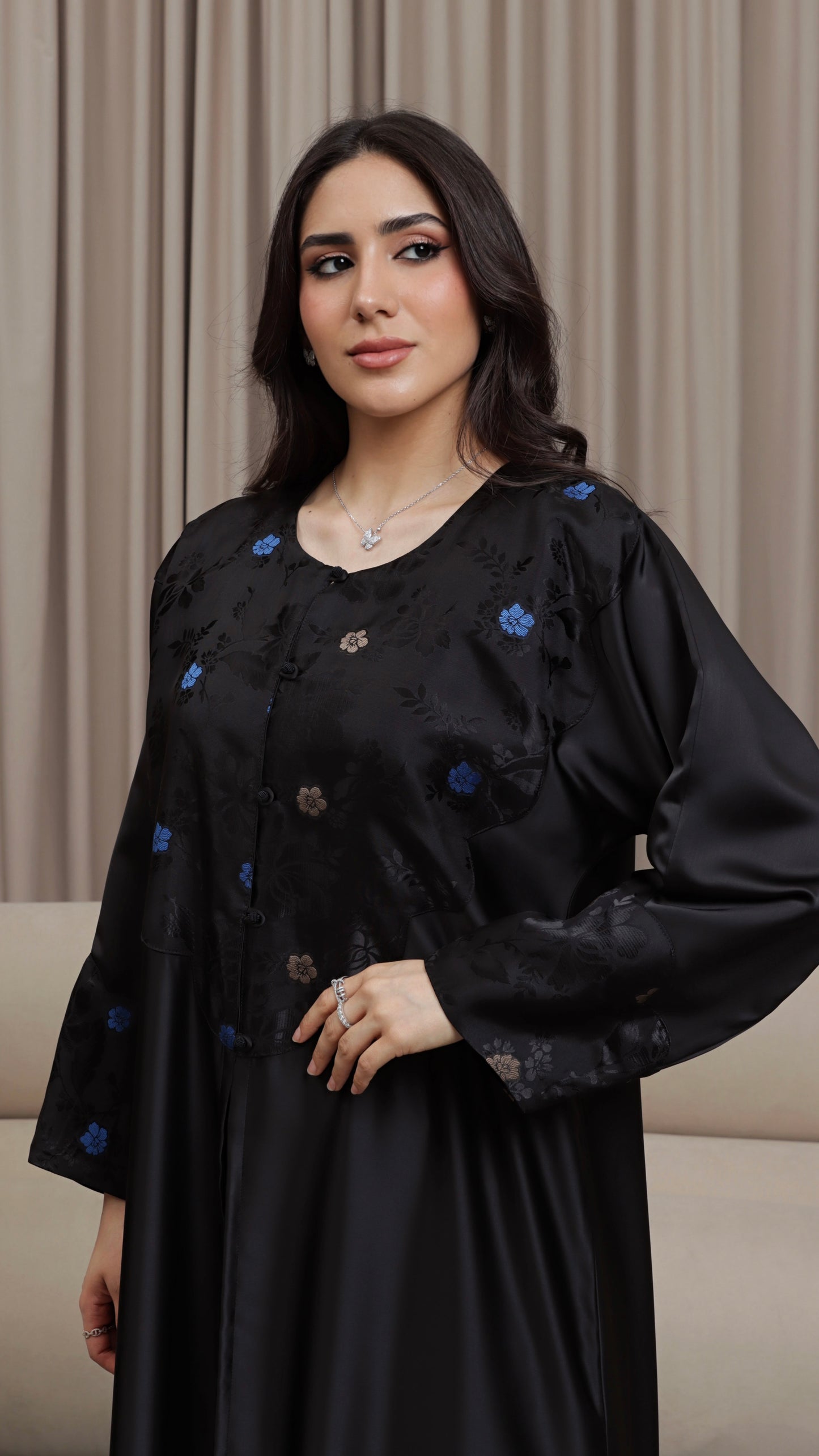 E112- Black blossom satin abaya