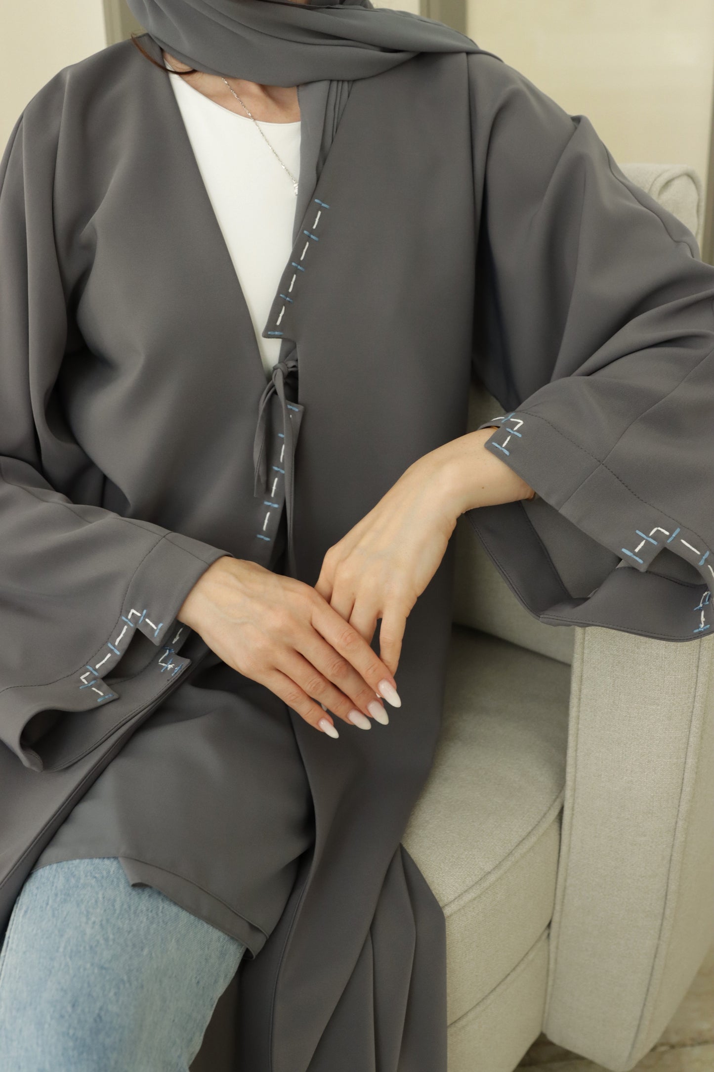 E31 Abaya-Grey