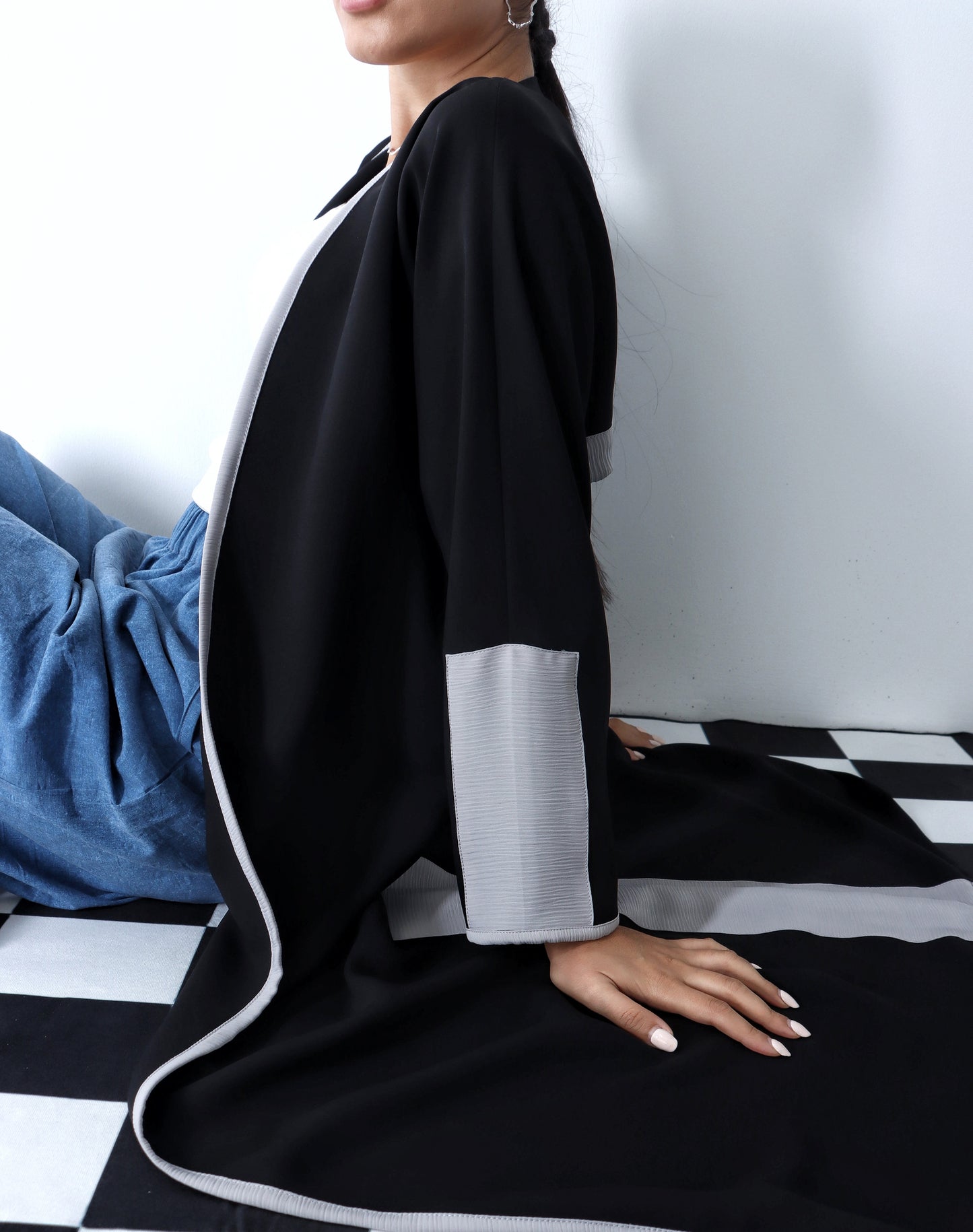 O339 Abaya