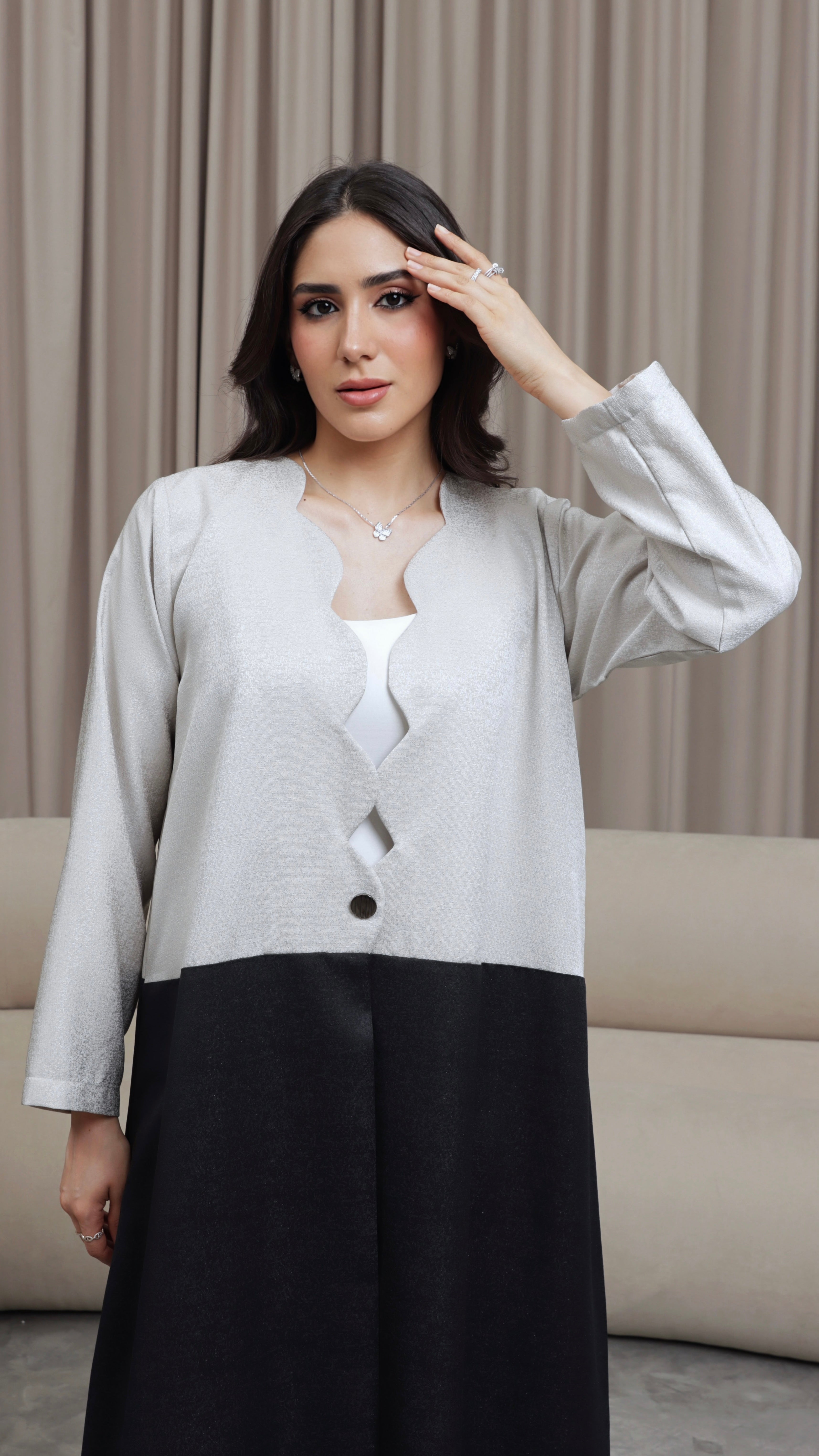 E115- Two-Tone Wave Cut Abaya
