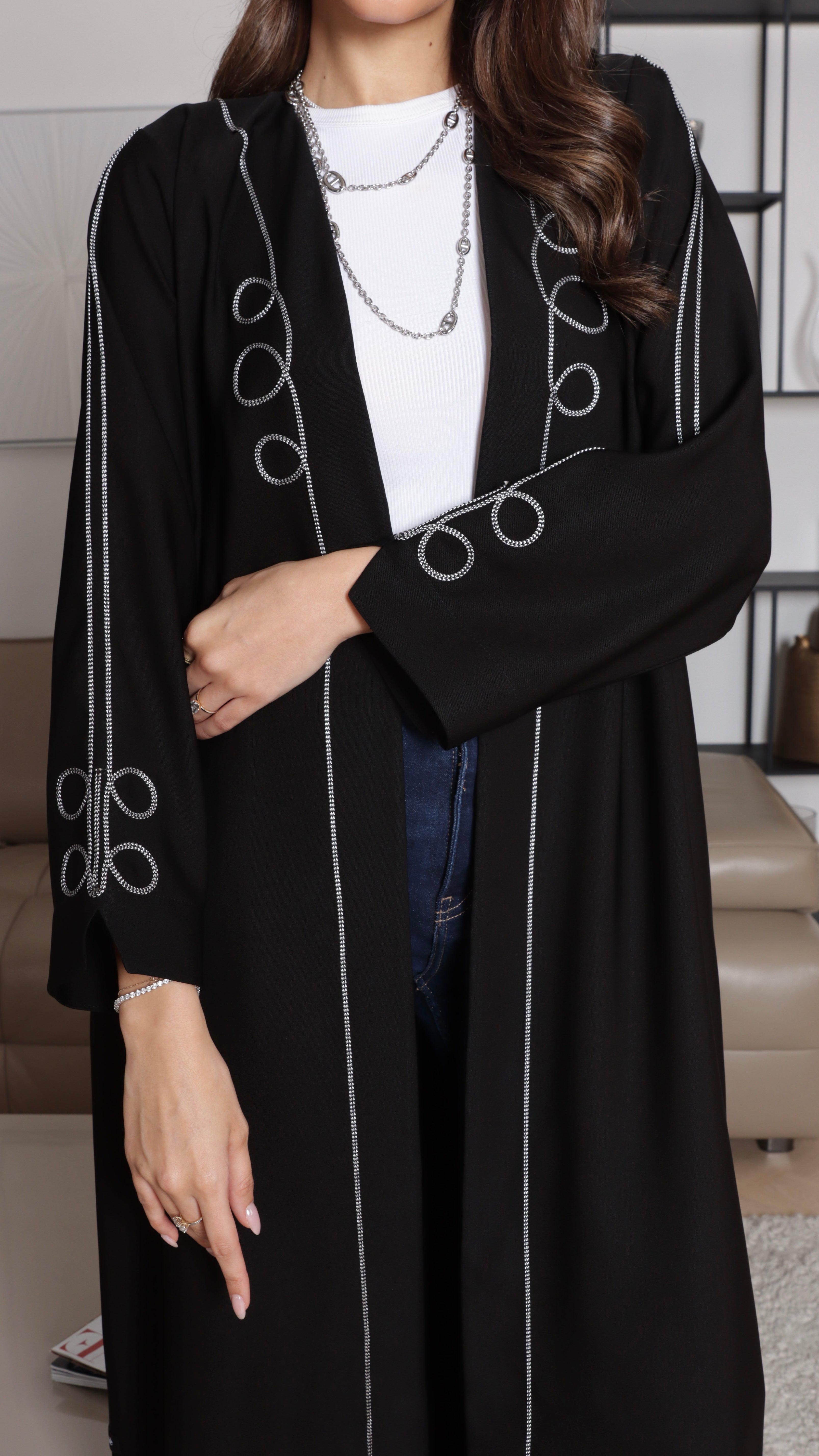 E105- Black casual abaya with piping design ( without shaila)
