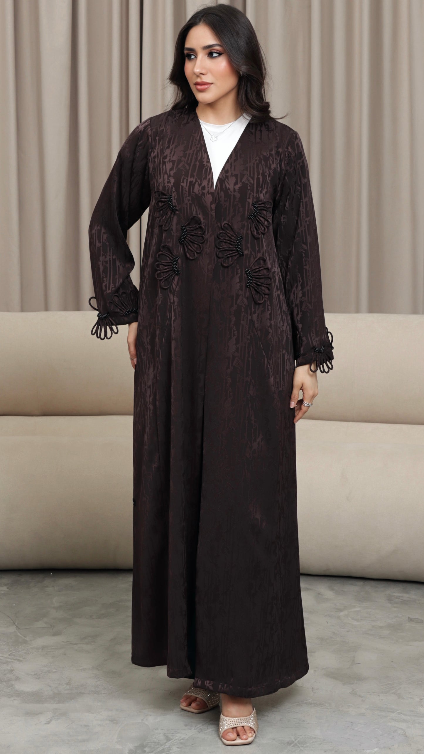 E116- Brown Jacquard bloom abaya