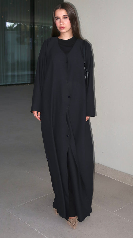 E63 Abaya