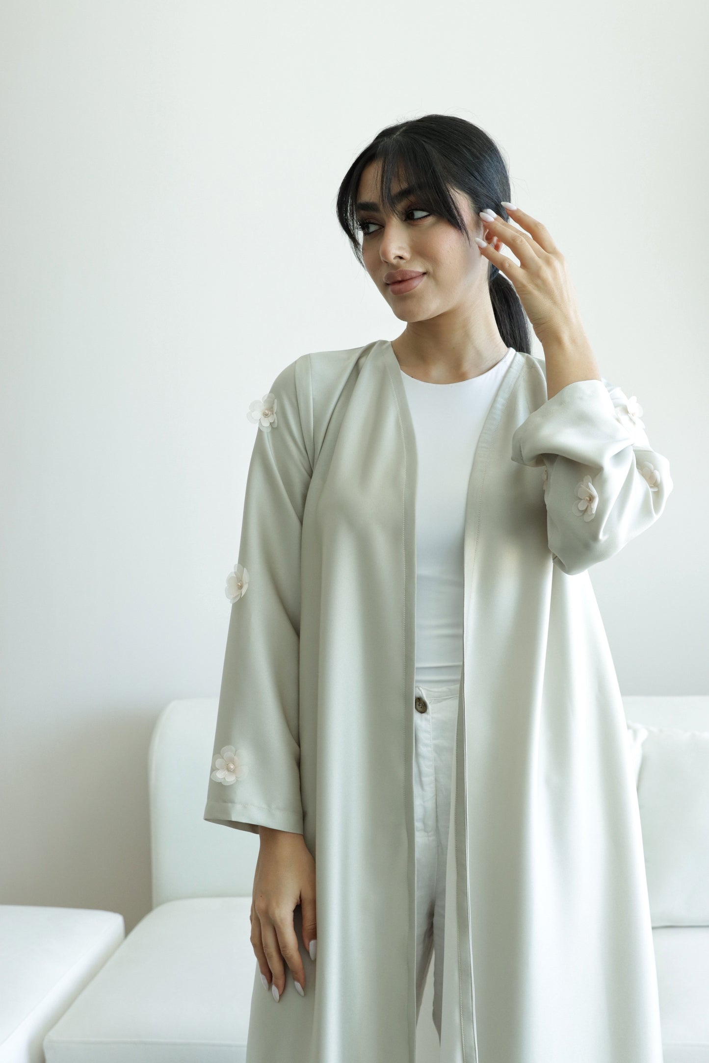 E26 Abaya- beige