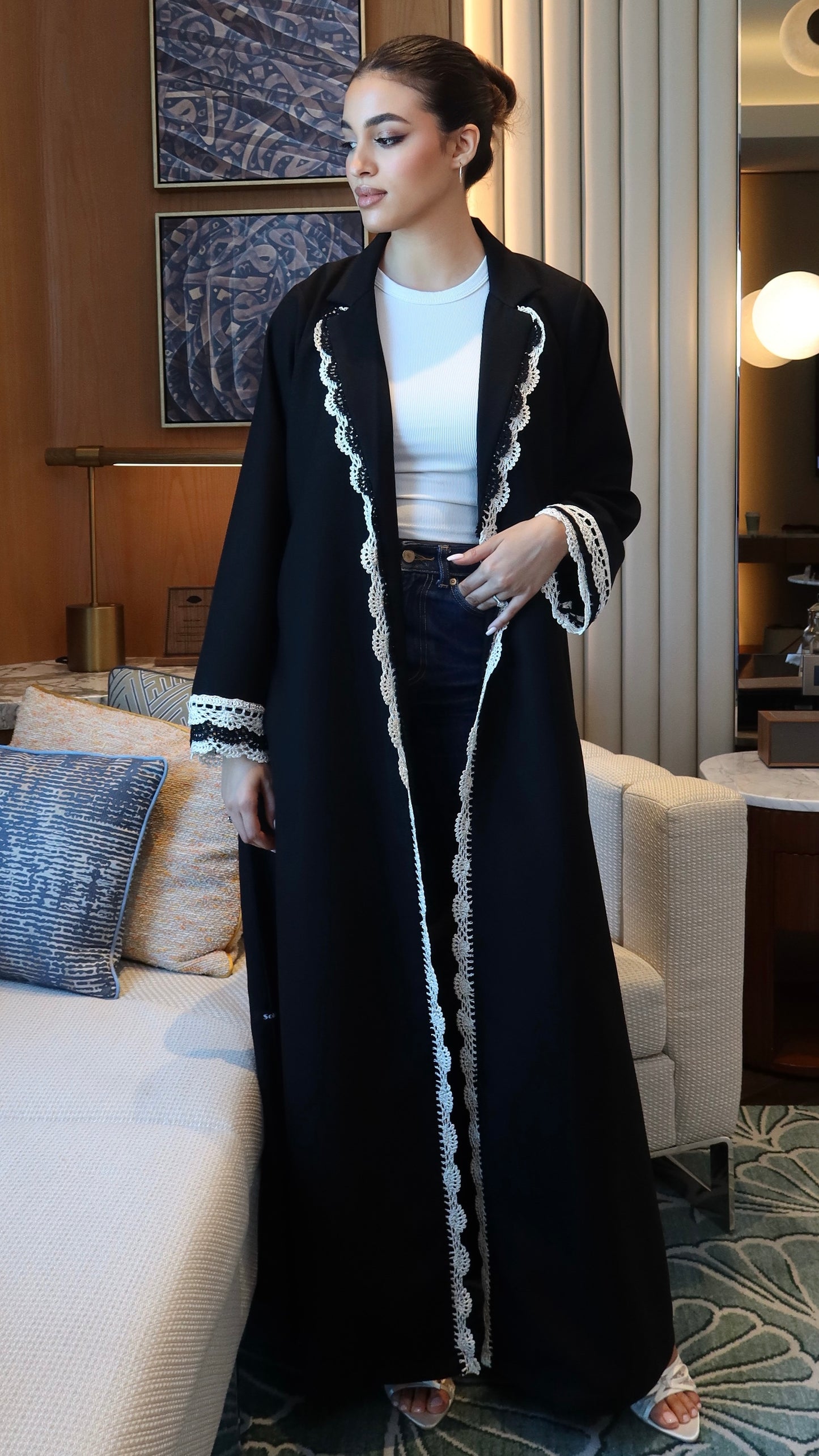 E128- Crochet colar abaya black